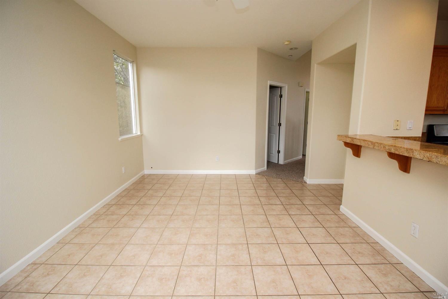 705 Salmon Pl, Fairfield, CA 94533 photo 12