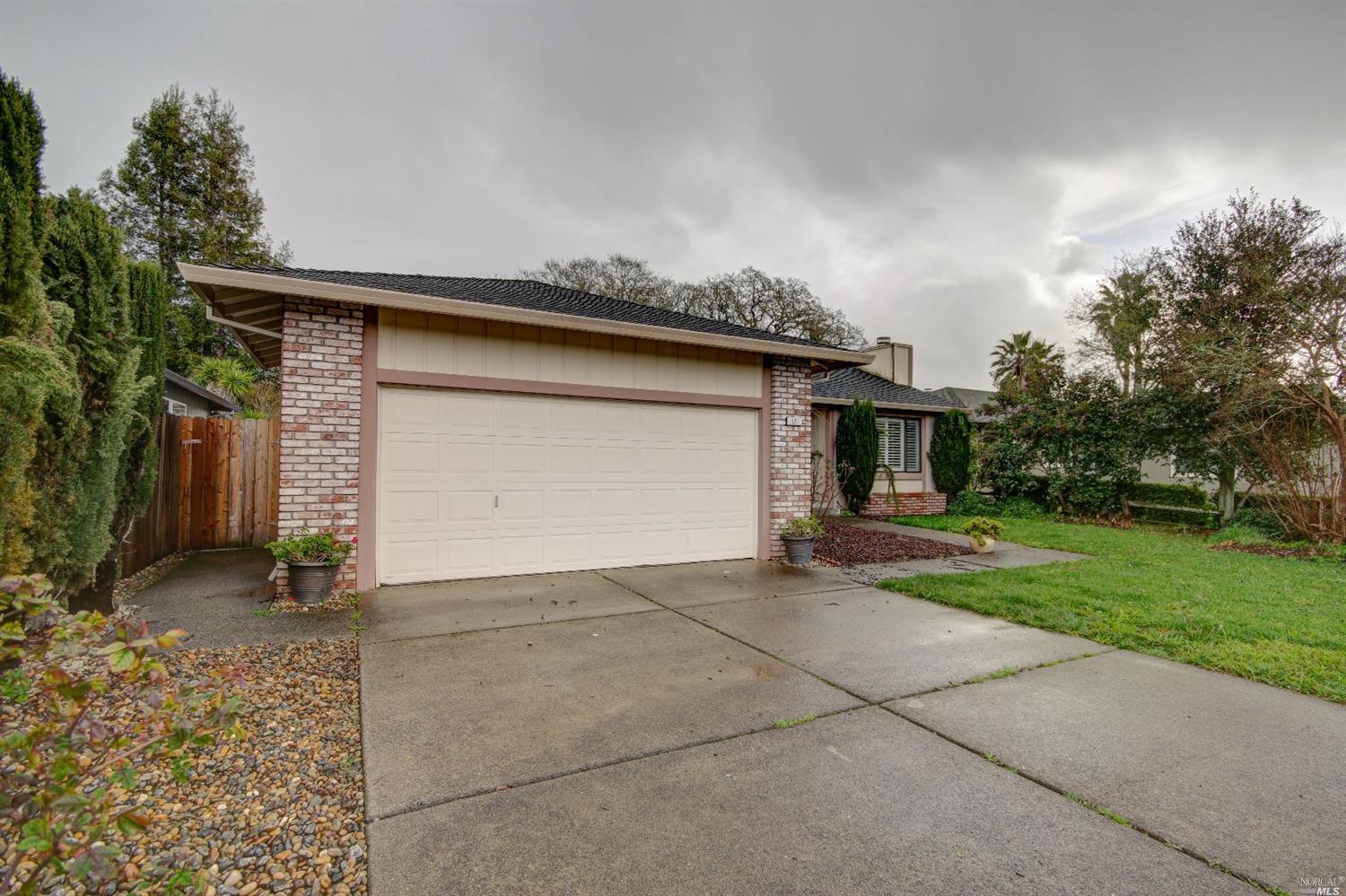 121 Greenbrook Ct, Windsor, CA 95492 photo 3