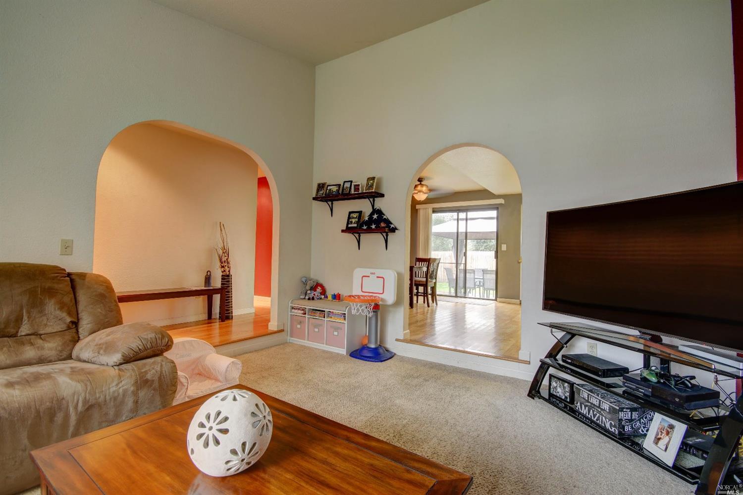 121 Greenbrook Ct, Windsor, CA 95492 photo 8
