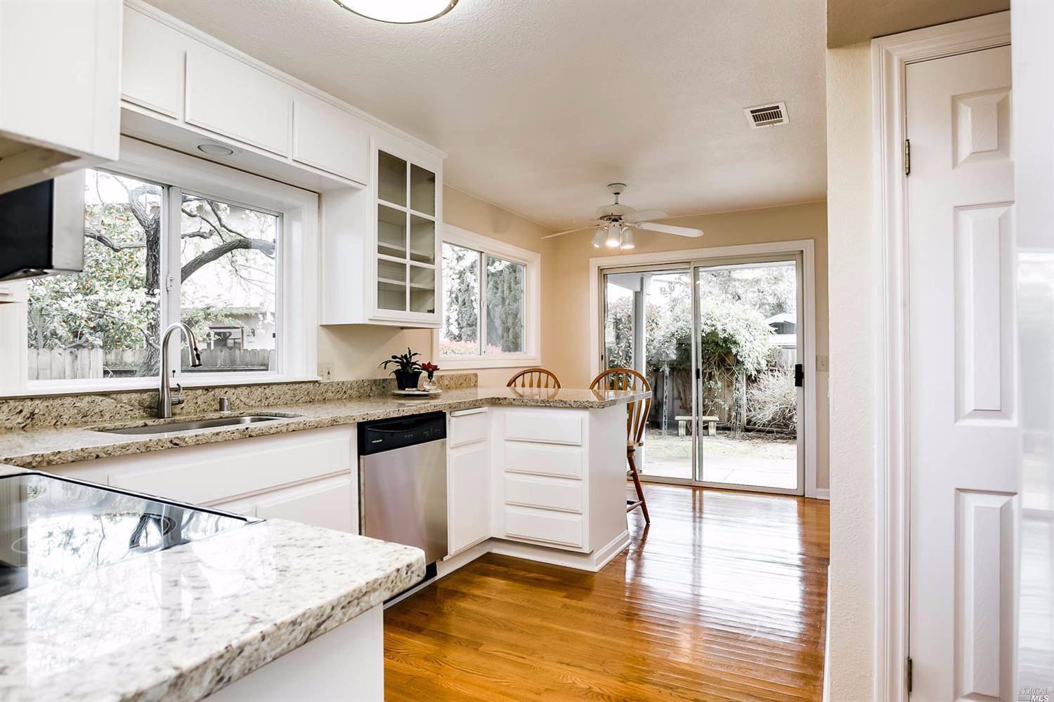 1750 Markham Ct, Fairfield, CA 94534 photo 9