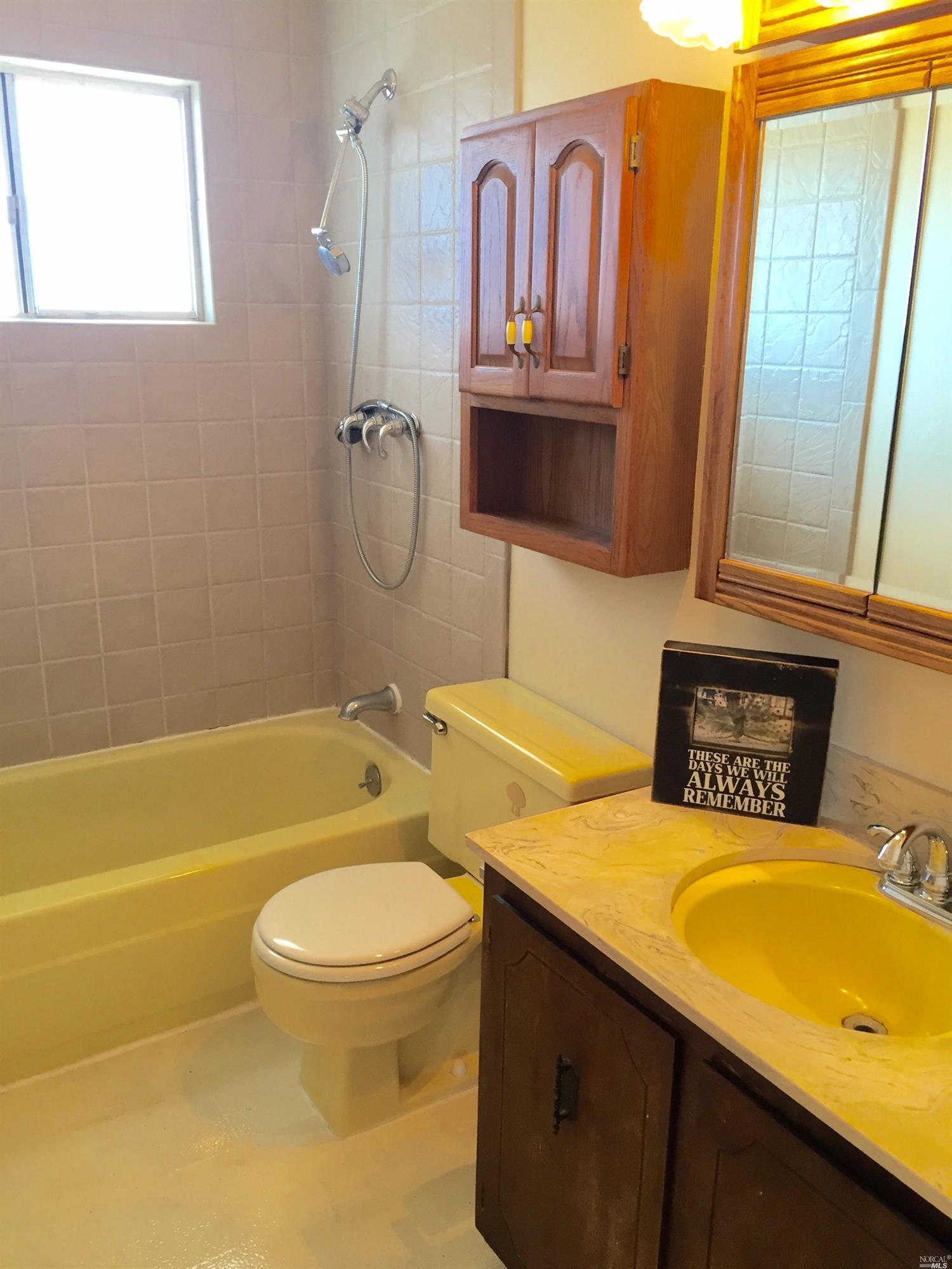 360 Springvalley Dr, Vacaville, CA 95687 photo 8