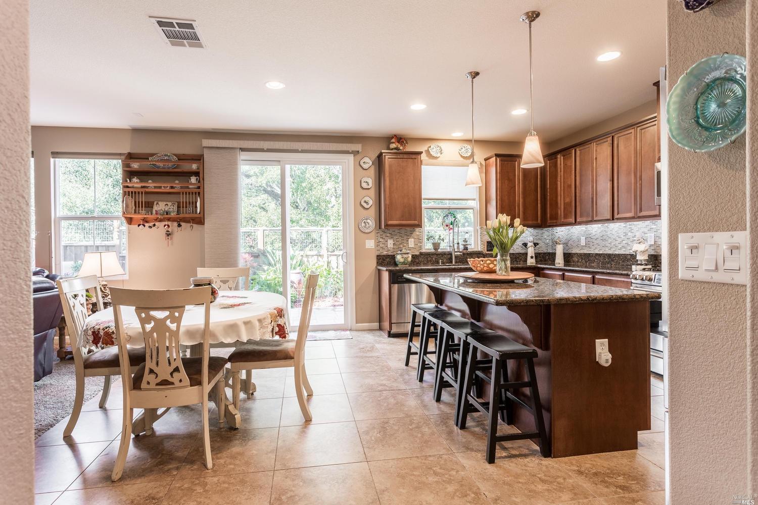6537 Deerfield Dr, Vallejo, CA 94591 photo 8