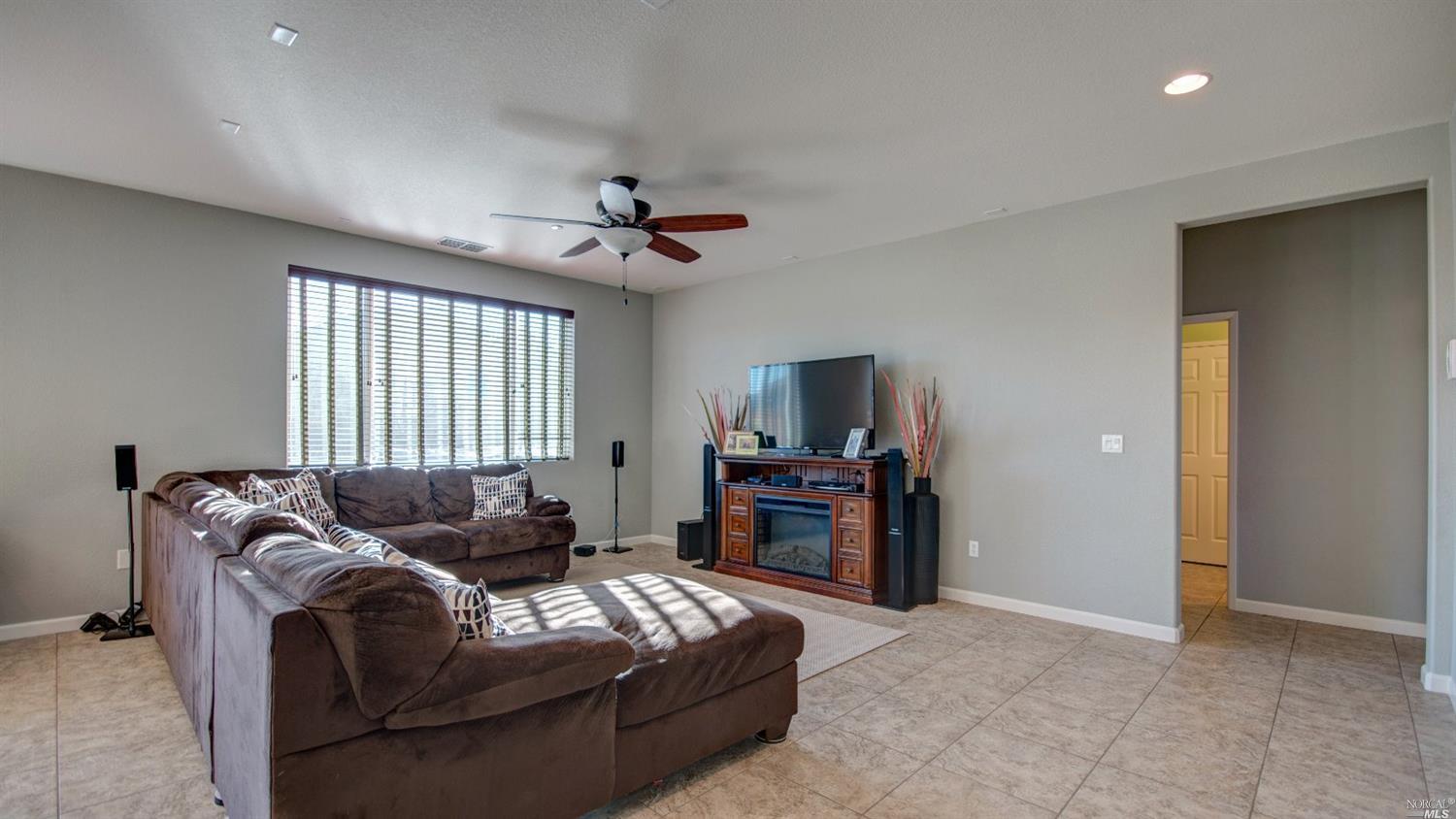 5229 Ralph Moore Ln, Fairfield, CA 94533 photo 7