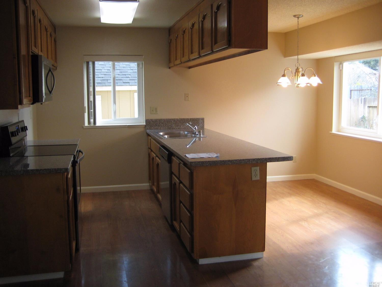 167 Welch Ct, Vallejo, CA 94591 photo 3