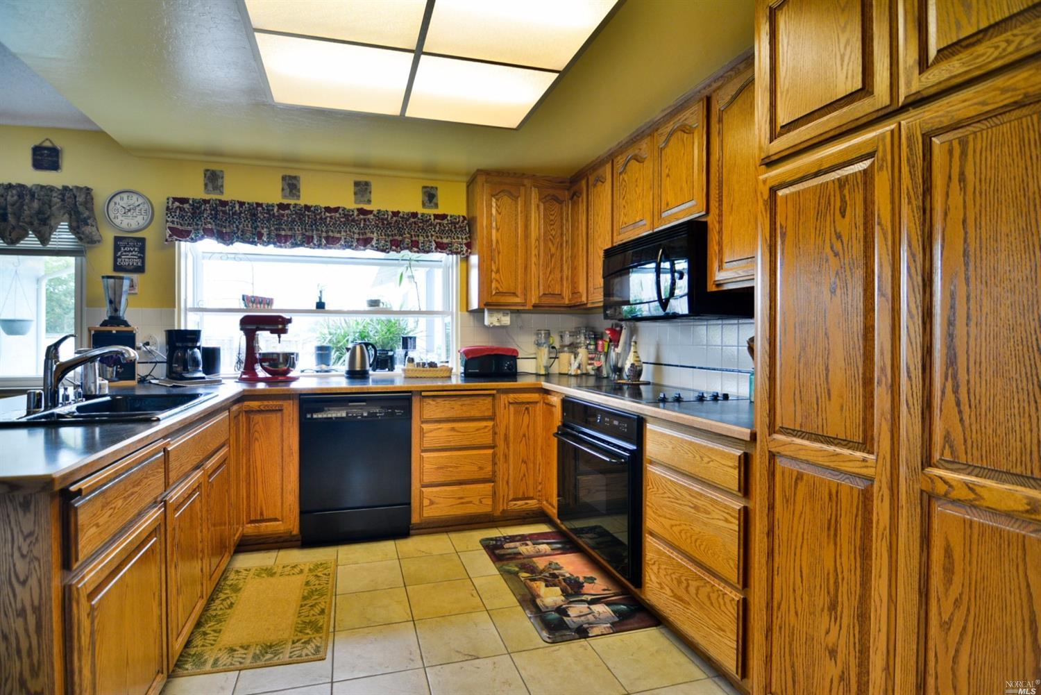 341 Lexington Dr, Vallejo, CA 94591 photo 11