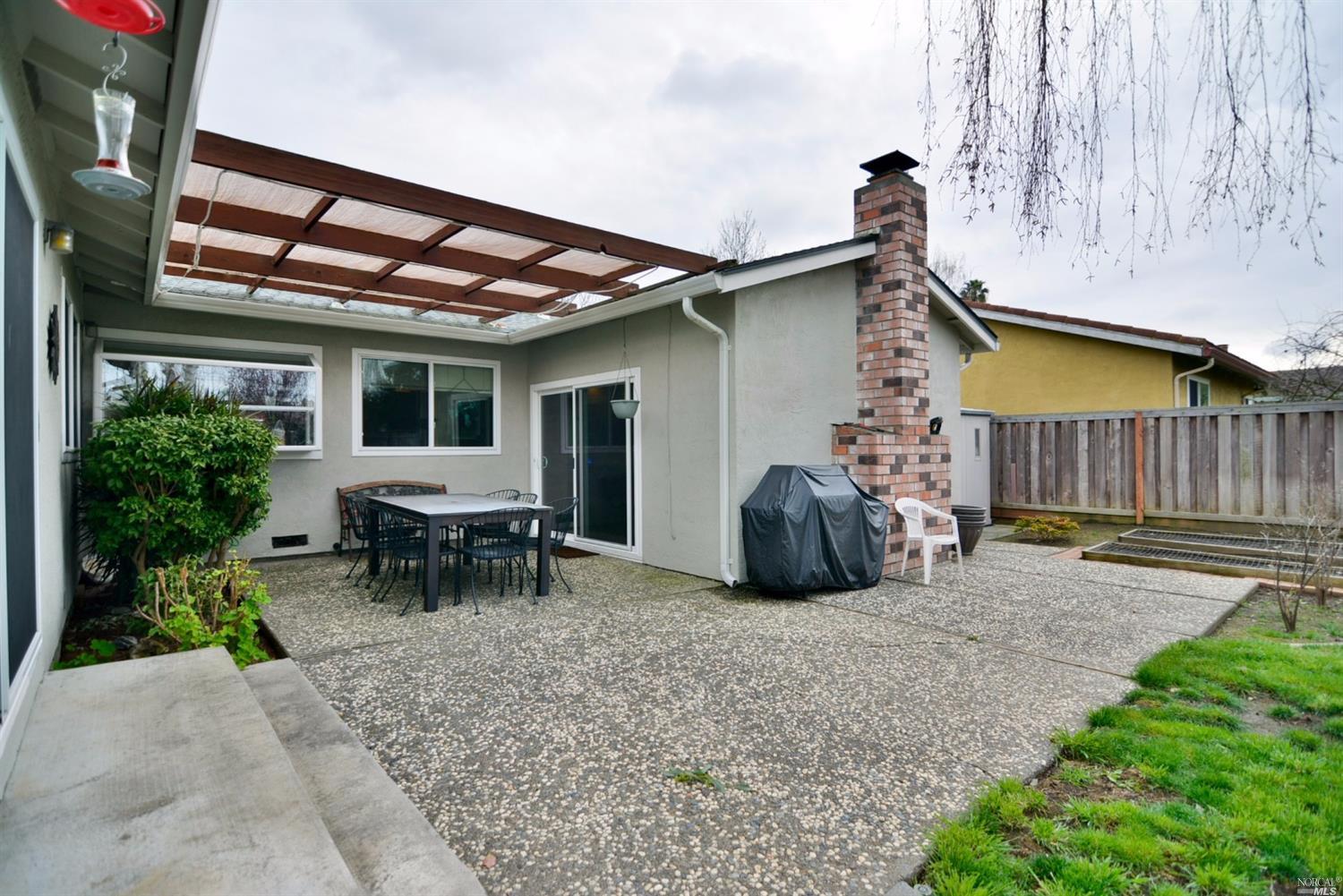 341 Lexington Dr, Vallejo, CA 94591 photo 22
