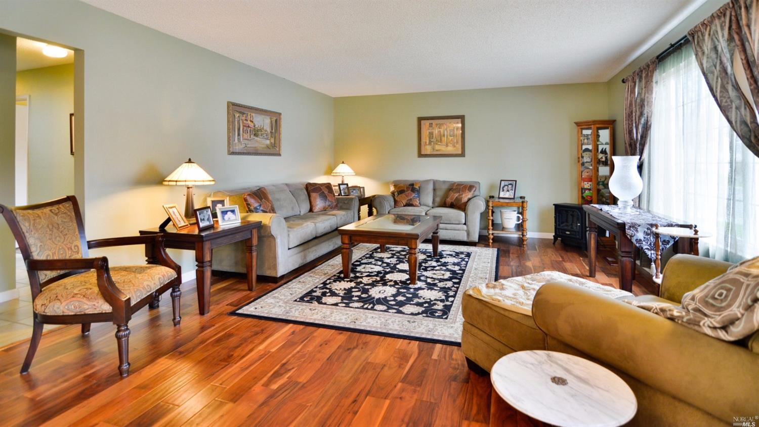 341 Lexington Dr, Vallejo, CA 94591 photo 5