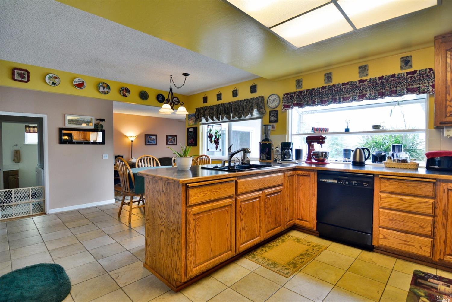 341 Lexington Dr, Vallejo, CA 94591 photo 10