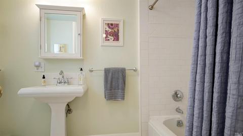 516 Walnut St, Petaluma, CA 94952 photo 25