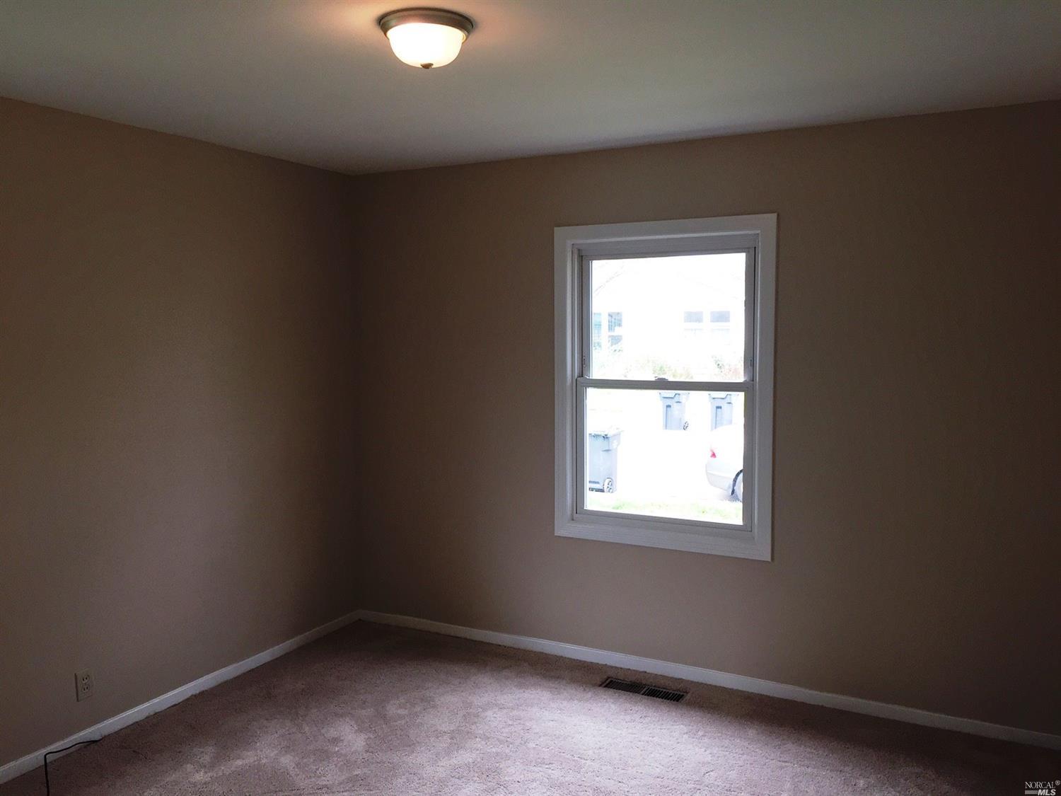 1433 Empire St, Fairfield, CA 94533 photo 7