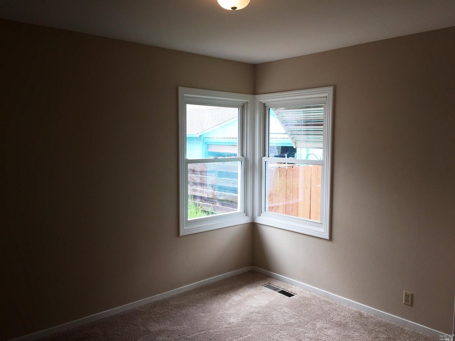 1433 Empire St, Fairfield, CA 94533 photo 9