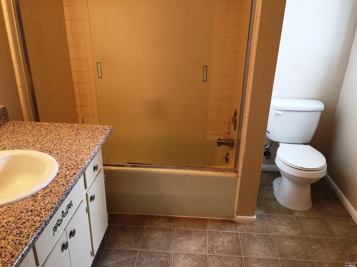 1433 Empire St, Fairfield, CA 94533 photo 6