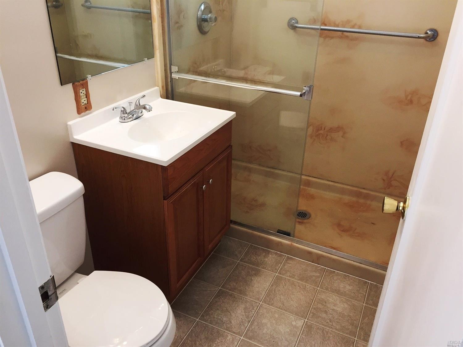 1433 Empire St, Fairfield, CA 94533 photo 8