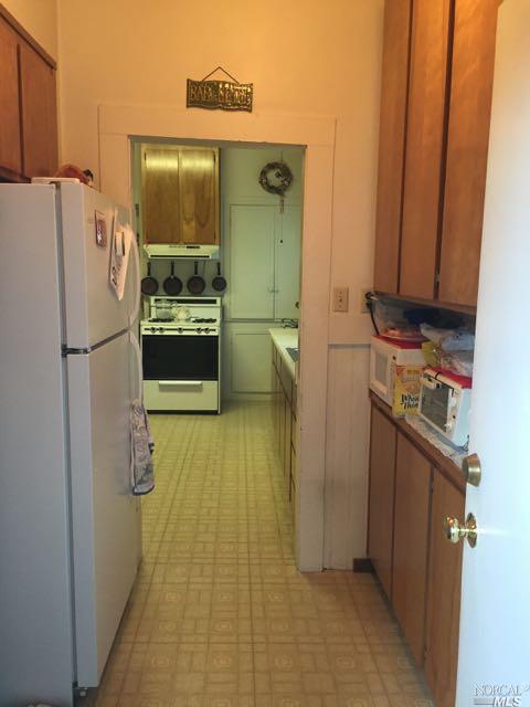 398 North St, Willits, CA 95490 photo 10