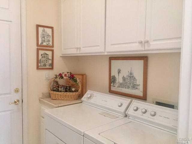 8881 Heritage Ct, Windsor, CA 95492 photo 12