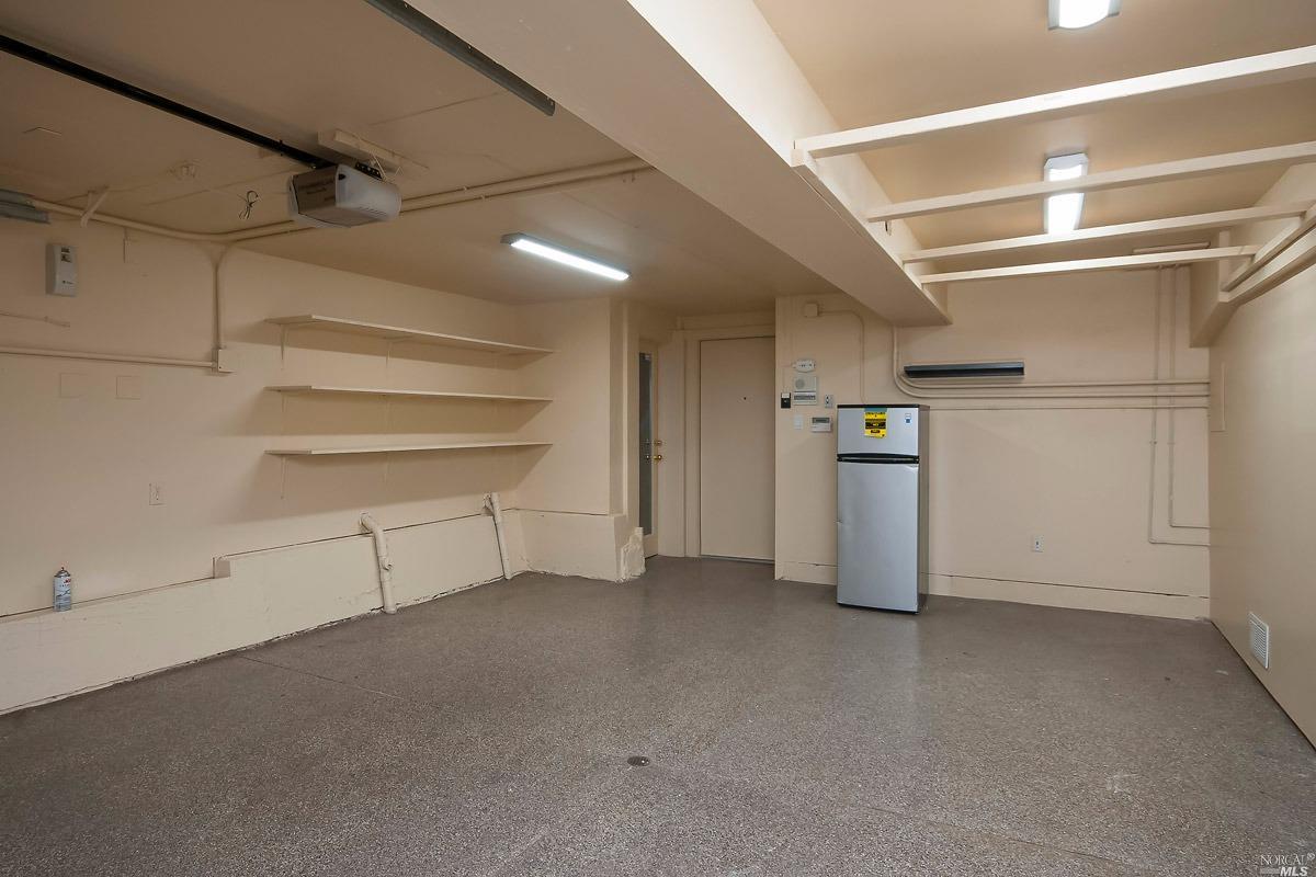1217 Clay St, San Francisco, CA 94108 photo 21