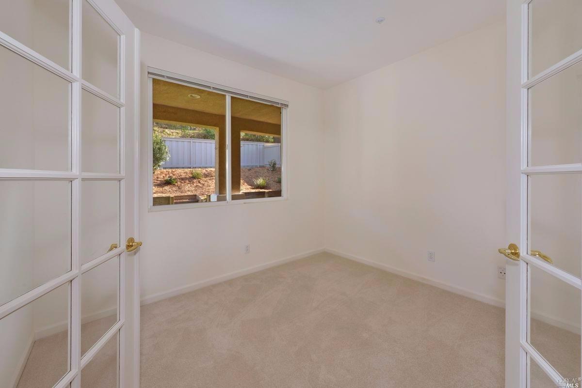 247 Red Mountain Dr, Cloverdale, CA 95425 photo 3
