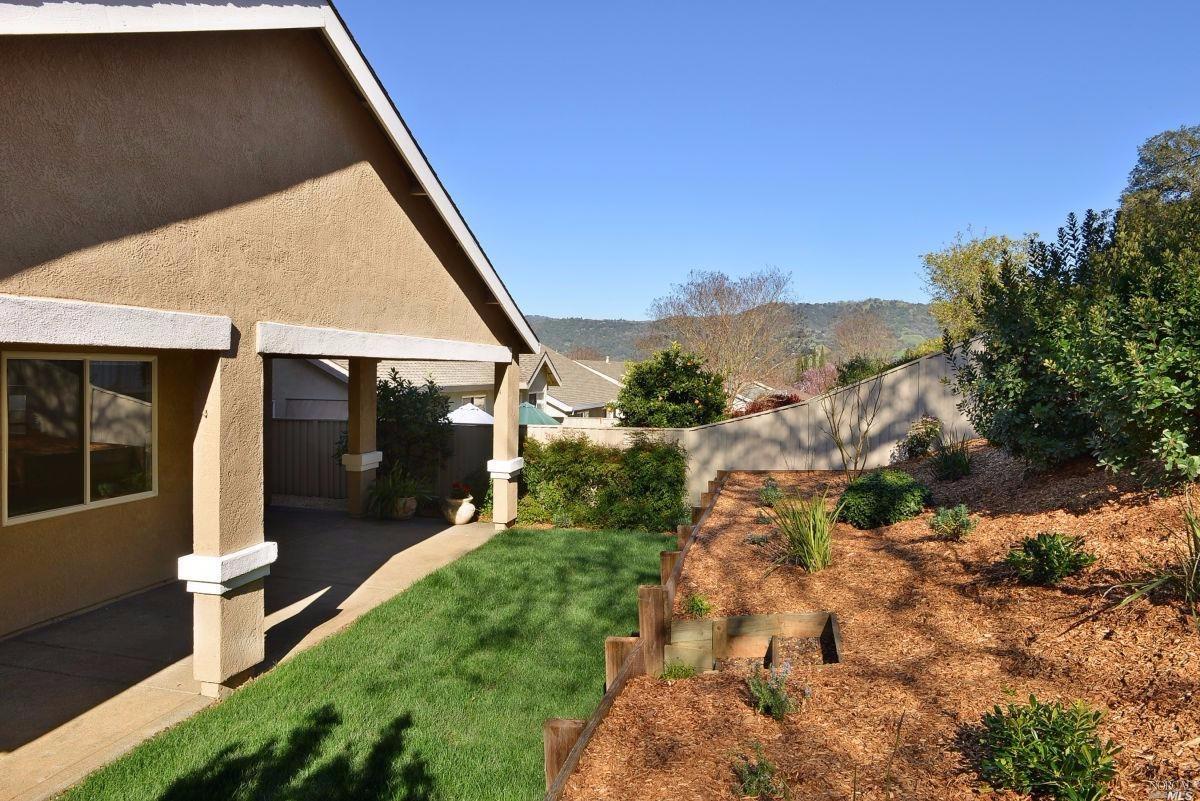 247 Red Mountain Dr, Cloverdale, CA 95425 photo 9