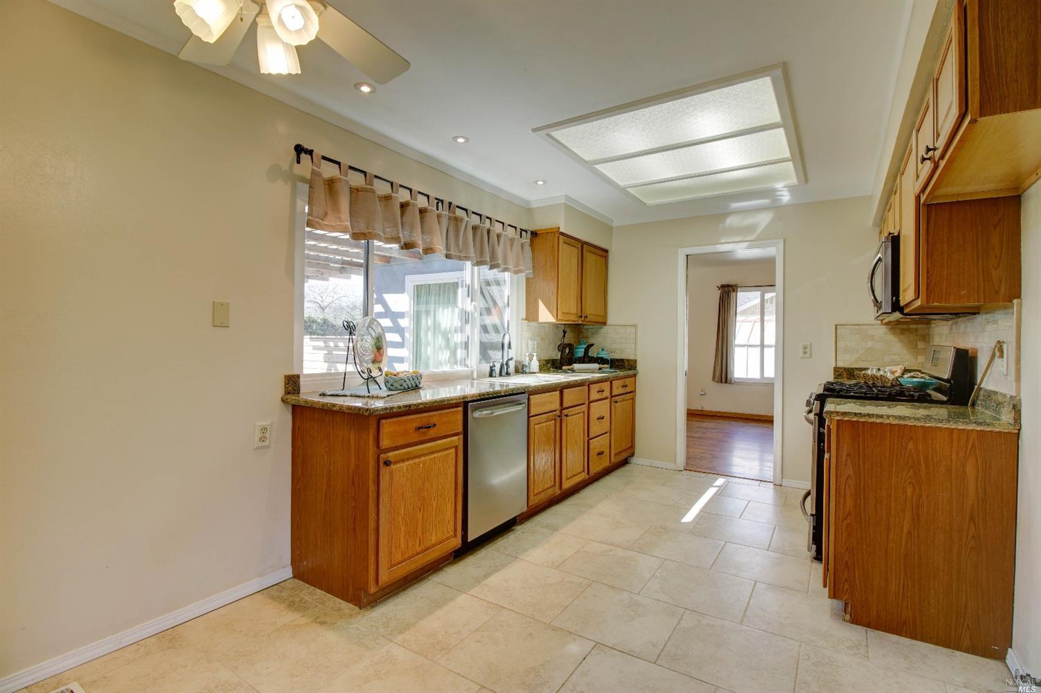 3575 Norwalk Pl, Fairfield, CA 94534 photo 11