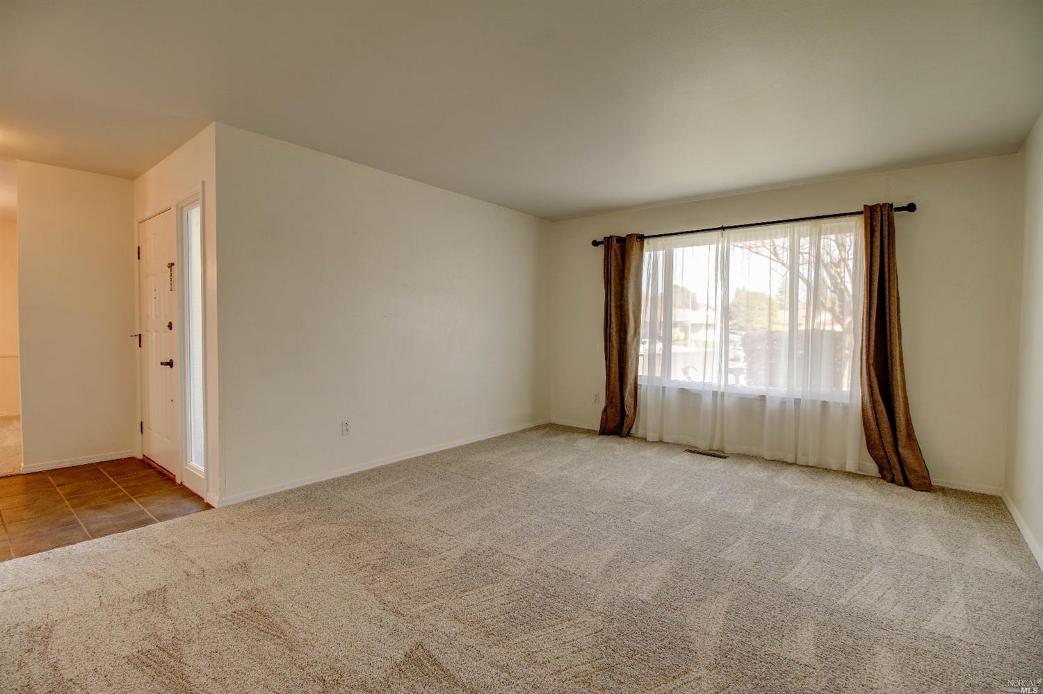 3575 Norwalk Pl, Fairfield, CA 94534 photo 6