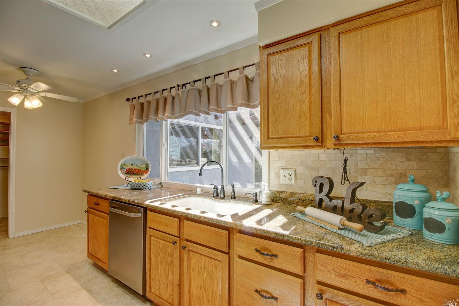 3575 Norwalk Pl, Fairfield, CA 94534 photo 13