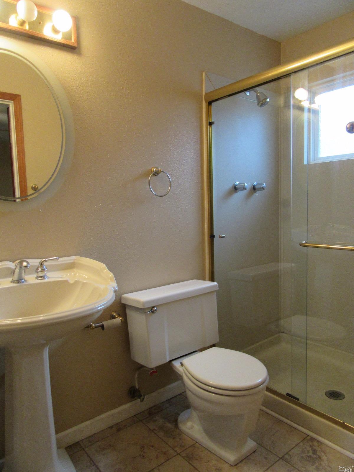 1052 Poplar Ave, Willits, CA 95490 photo 10