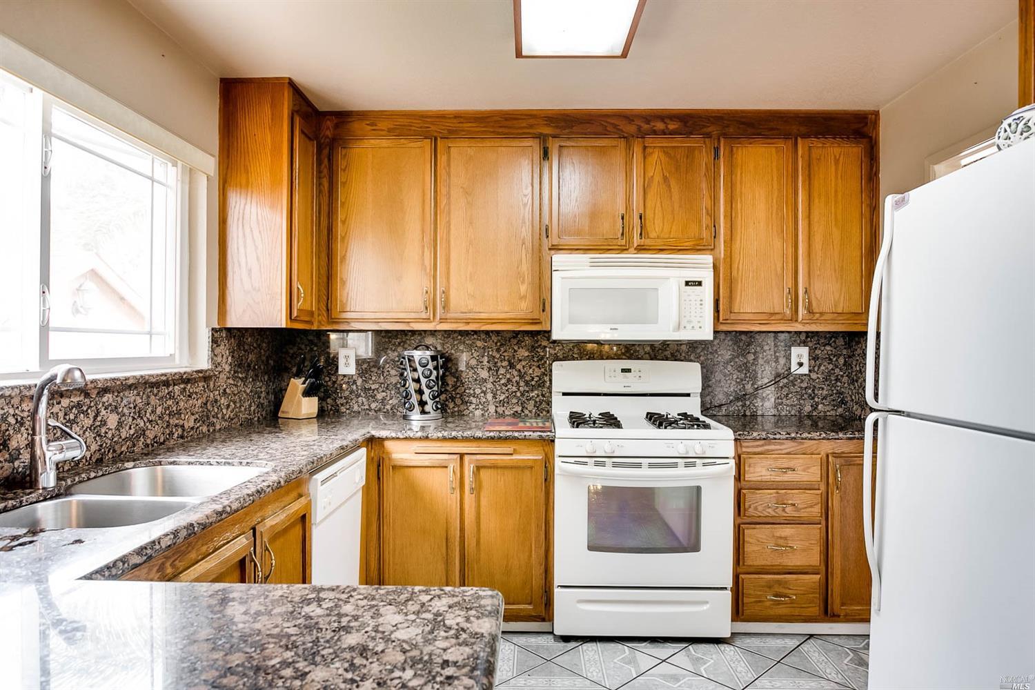 3024 Evergreen Dr, Fairfield, CA 94533 photo 11