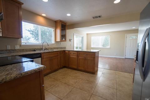 7466 Putman Rd, Vacaville, CA 95688 photo 5