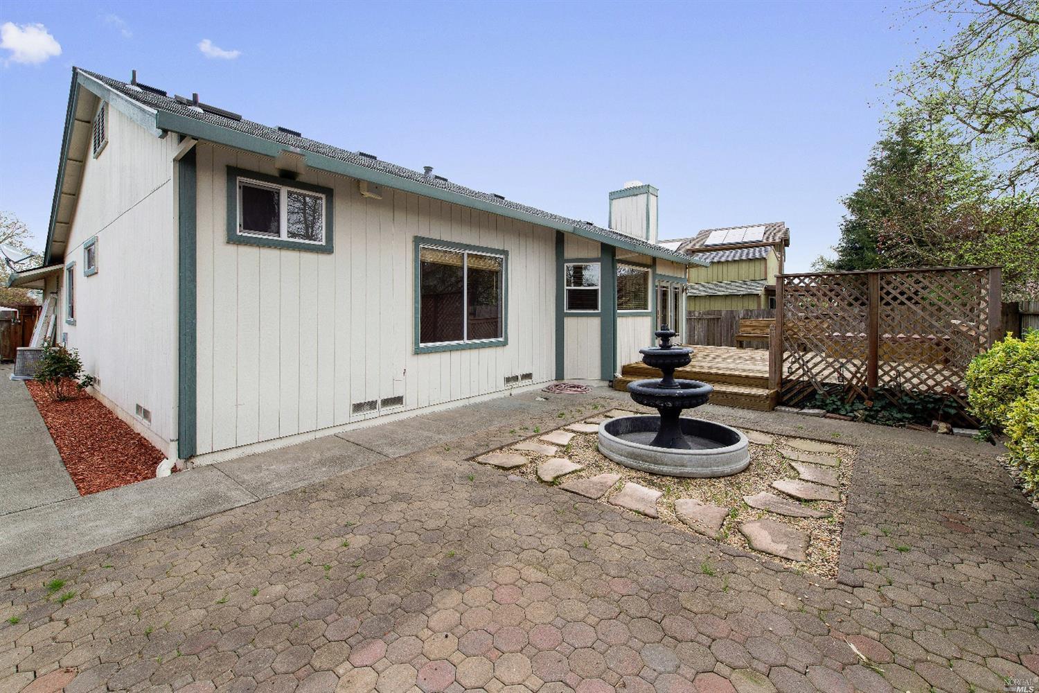 958 Buckingham Dr, Windsor, CA 95492 photo 29