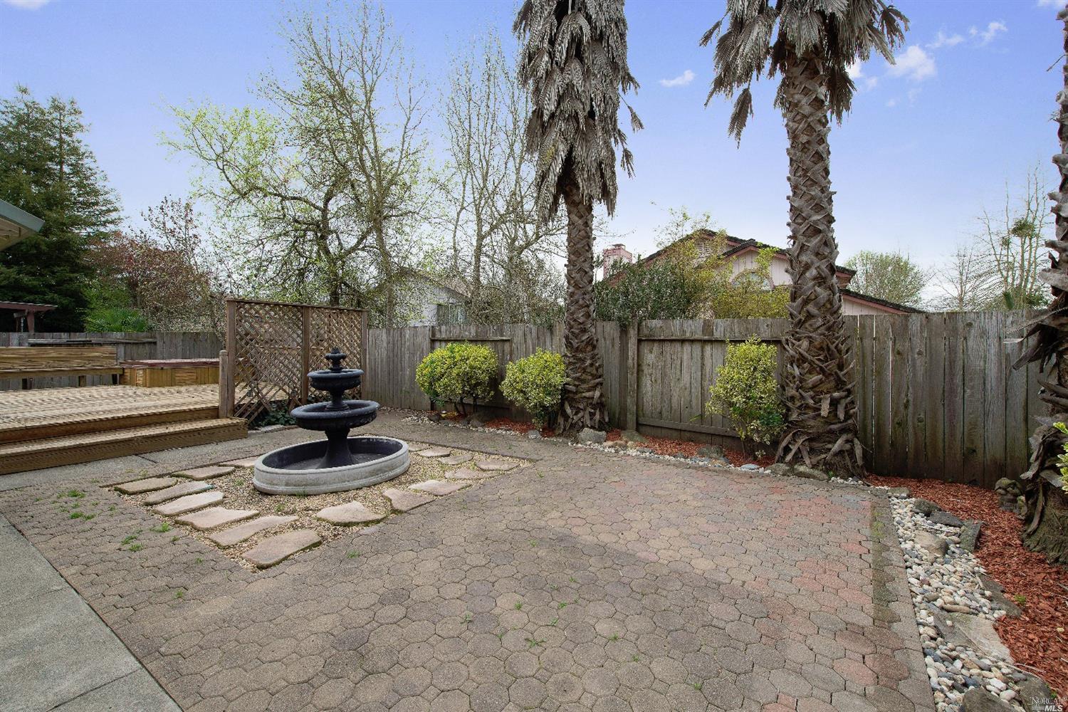958 Buckingham Dr, Windsor, CA 95492 photo 27