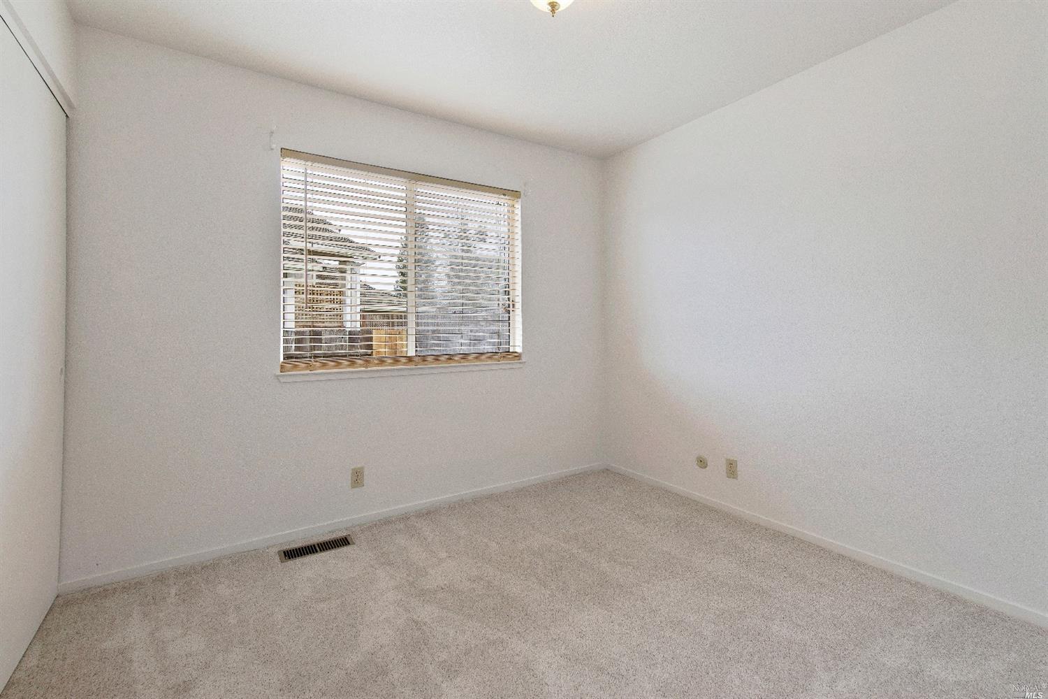 958 Buckingham Dr, Windsor, CA 95492 photo 16