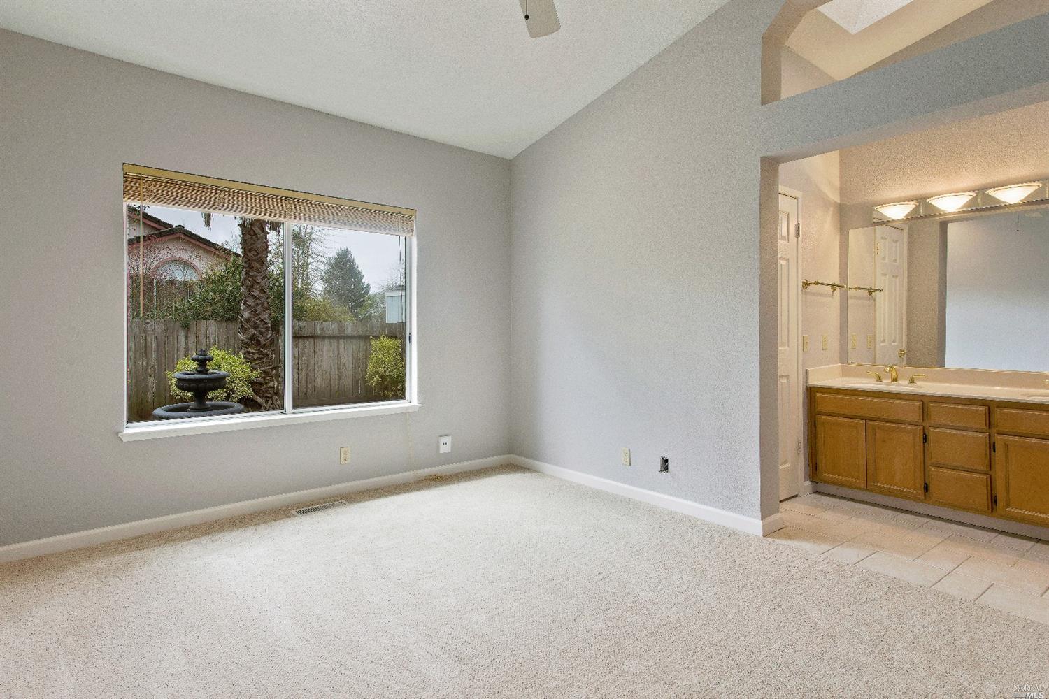 958 Buckingham Dr, Windsor, CA 95492 photo 12