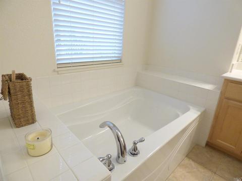 2015 Appollo Ct, Napa, CA 94559 photo 9