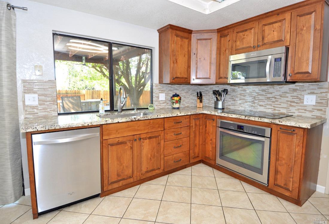 3130 Moraga Ct, Fairfield, CA 94534 photo 8