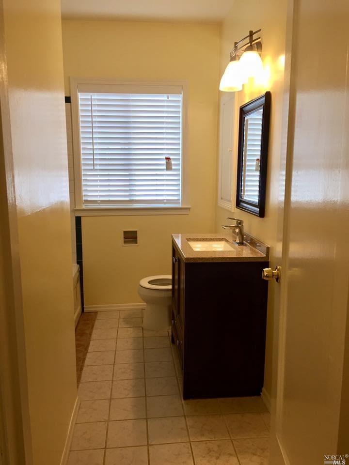 208 Roney Ave, Vallejo, CA 94590 photo 24