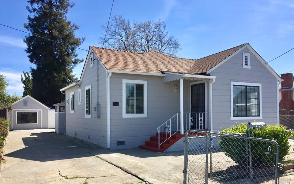 208 Roney Ave, Vallejo, CA 94590 photo 3