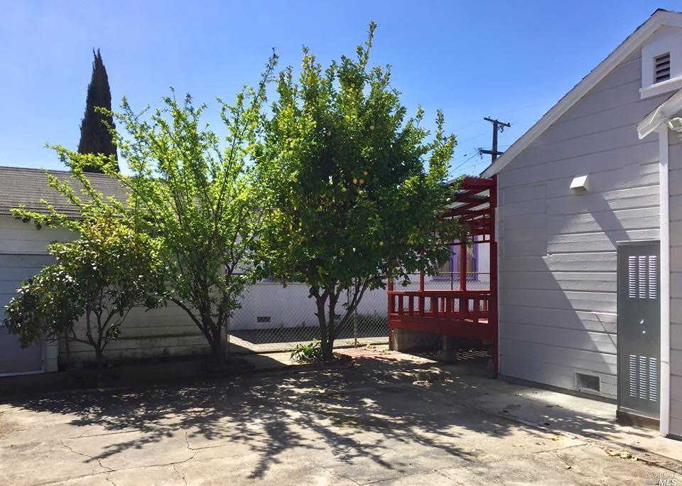 208 Roney Ave, Vallejo, CA 94590 photo 11