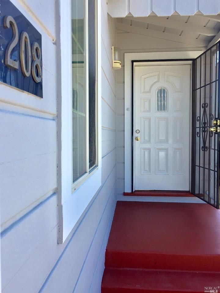 208 Roney Ave, Vallejo, CA 94590 photo 1