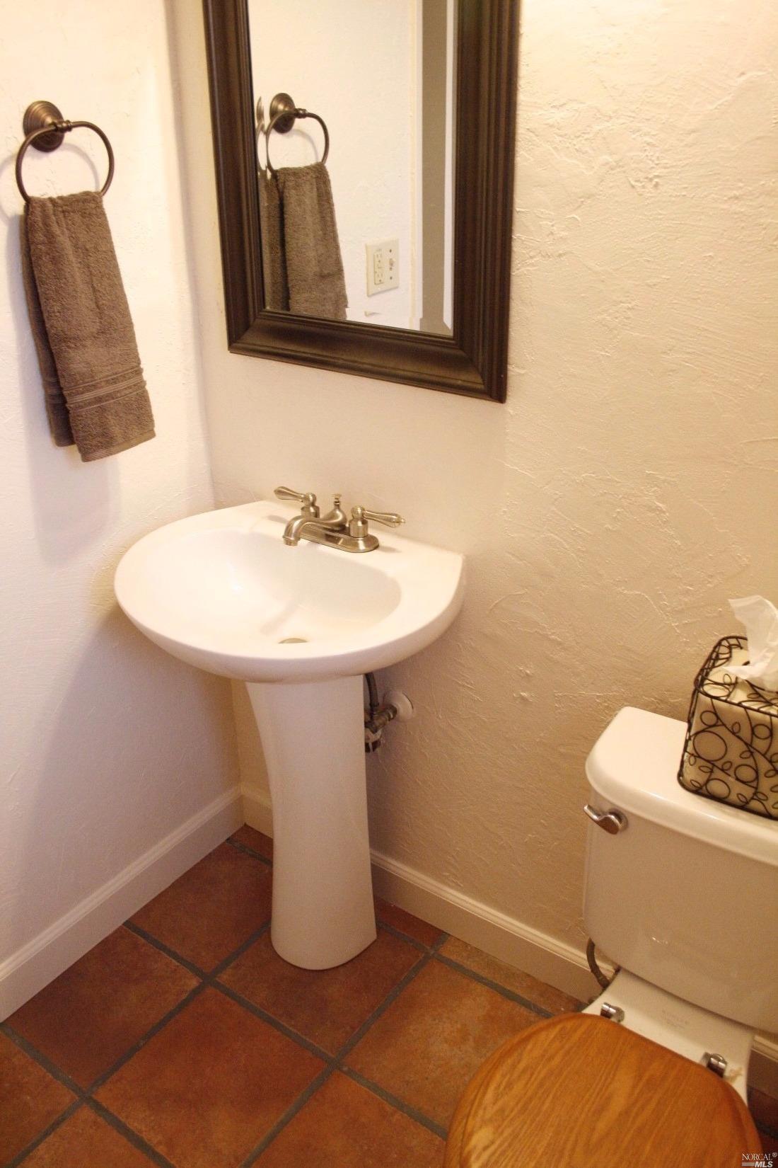 1580 Matthew Dr, Fairfield, CA 94533 photo 6