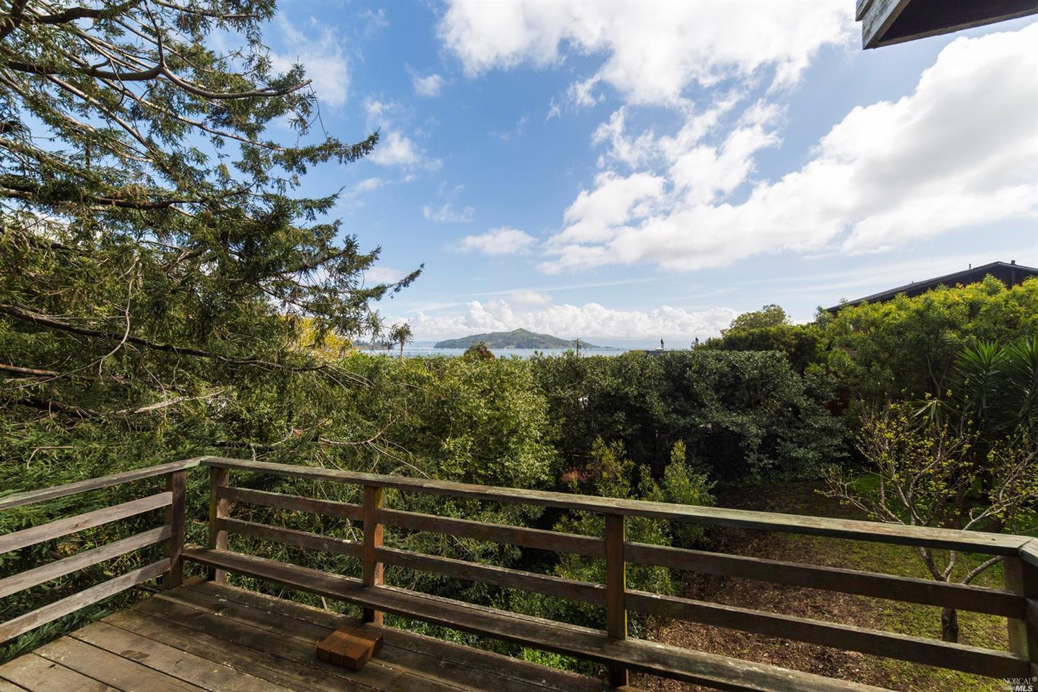 110 4th St, Sausalito, CA 94965 photo 4