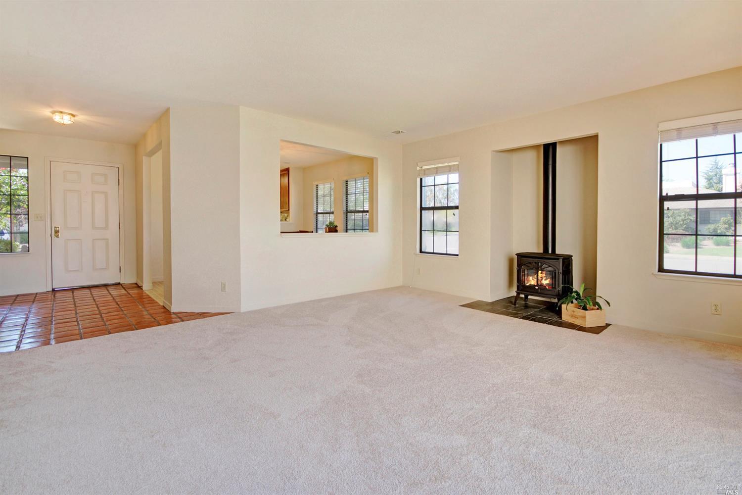 686 Oregon St, Sonoma, CA 95476 photo 9