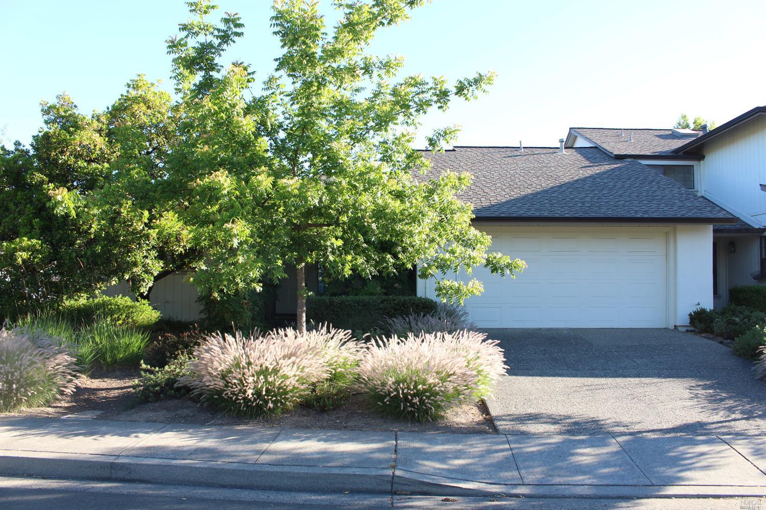 686 Oregon St, Sonoma, CA 95476 photo 1