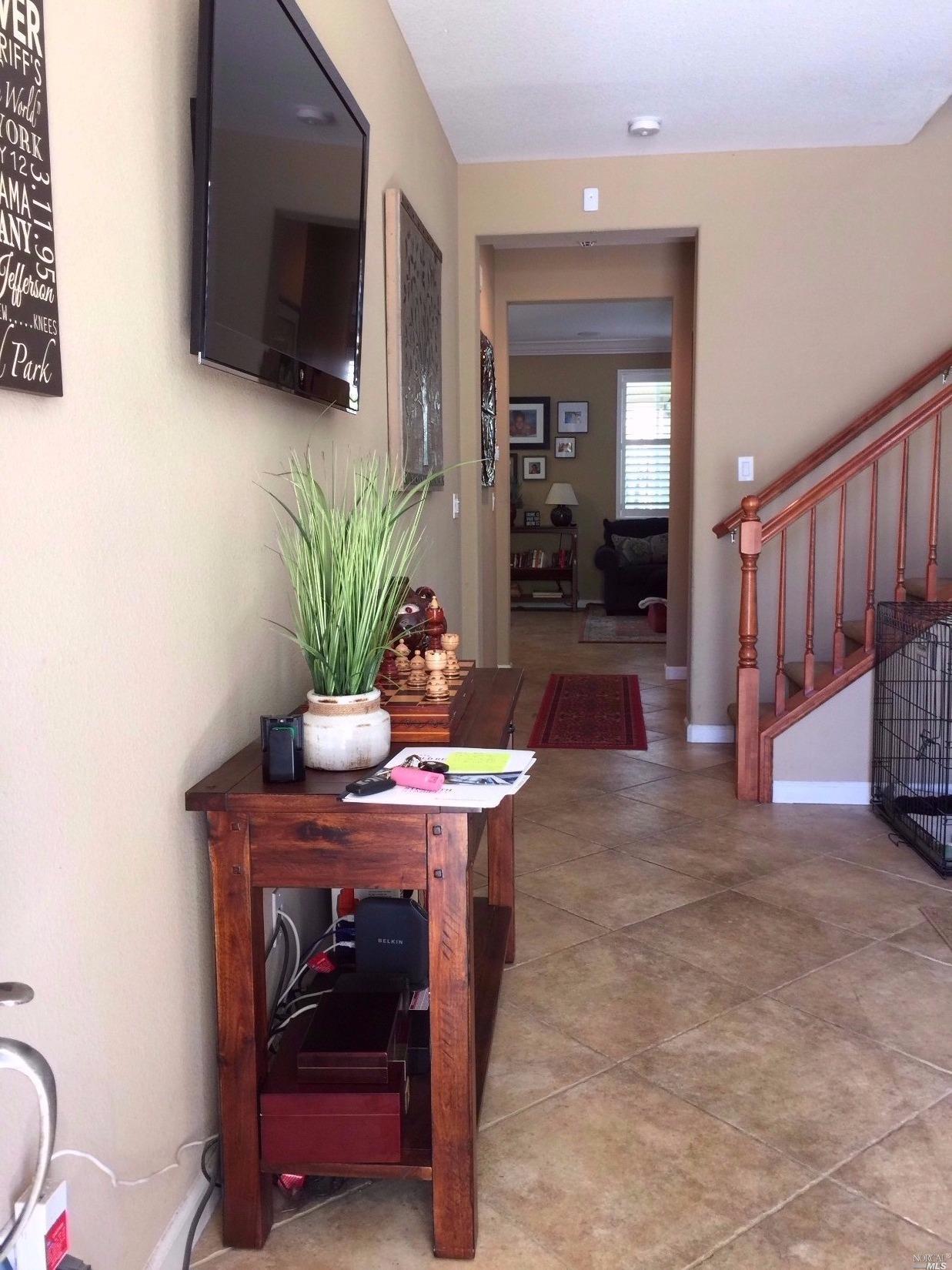2113 Percheron Dr, Fairfield, CA 94534 photo 2