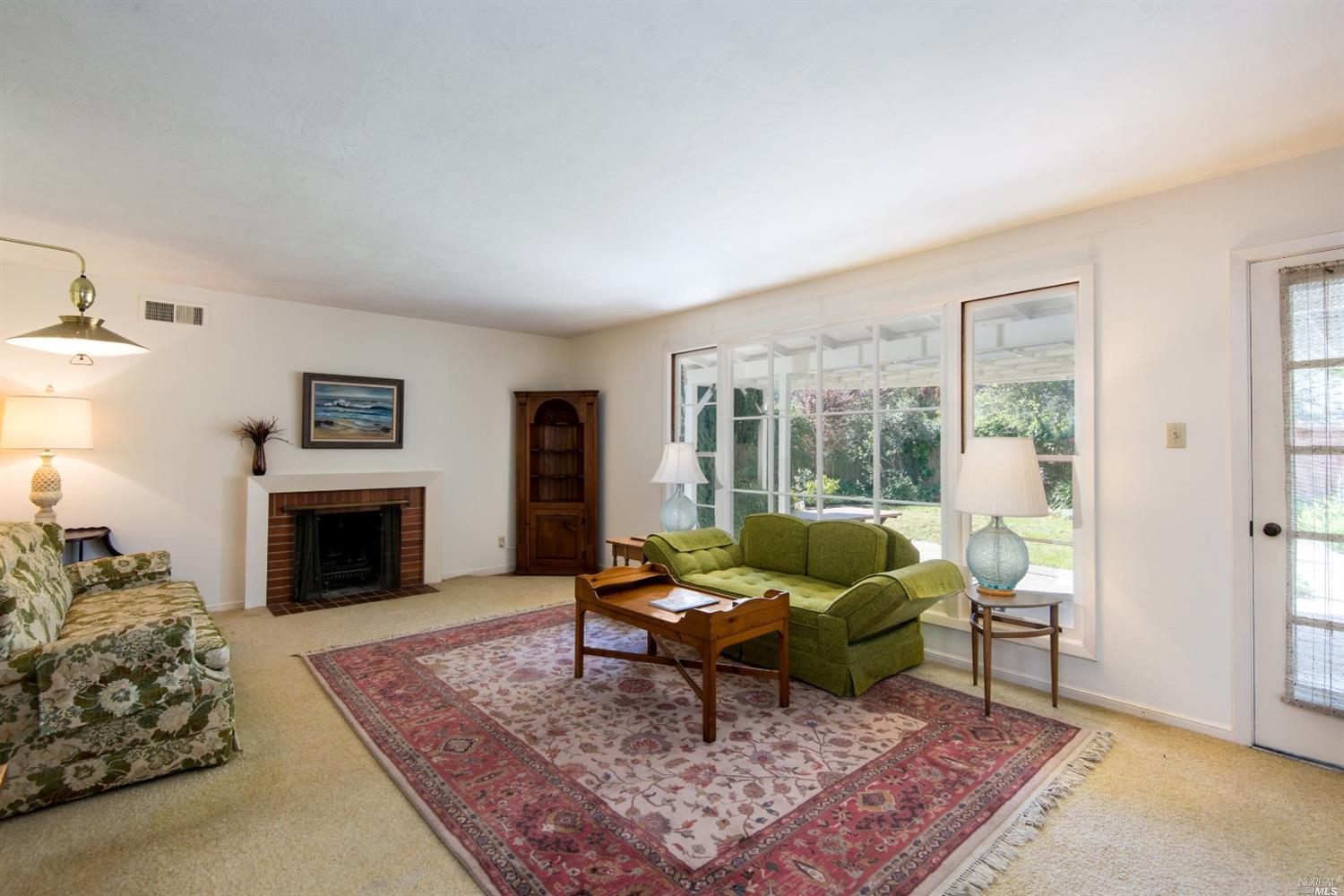 24 Echo Ave, Corte Madera, CA 94925 photo 2
