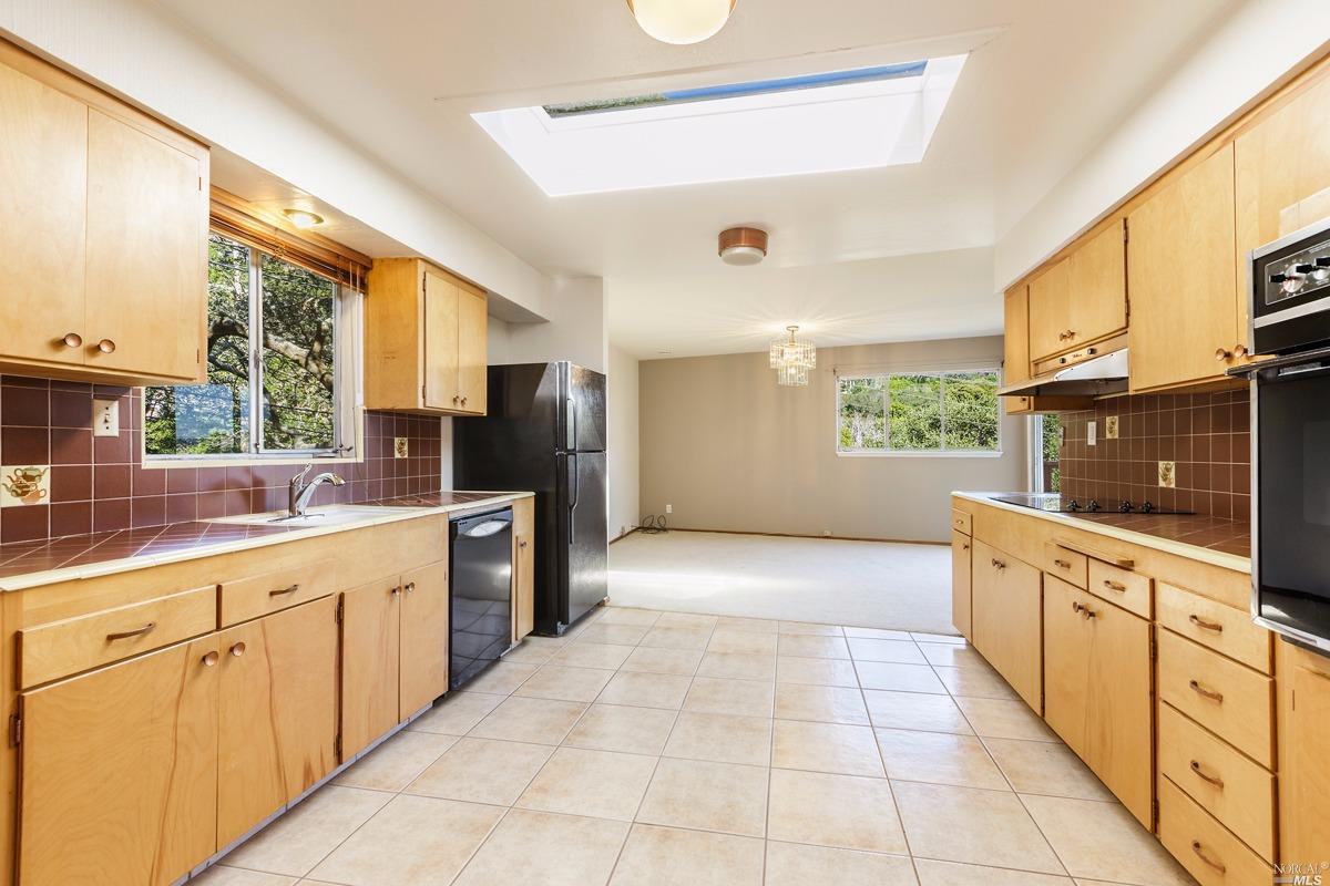 23 Crescent Ave, Sausalito, CA 94965 photo 2