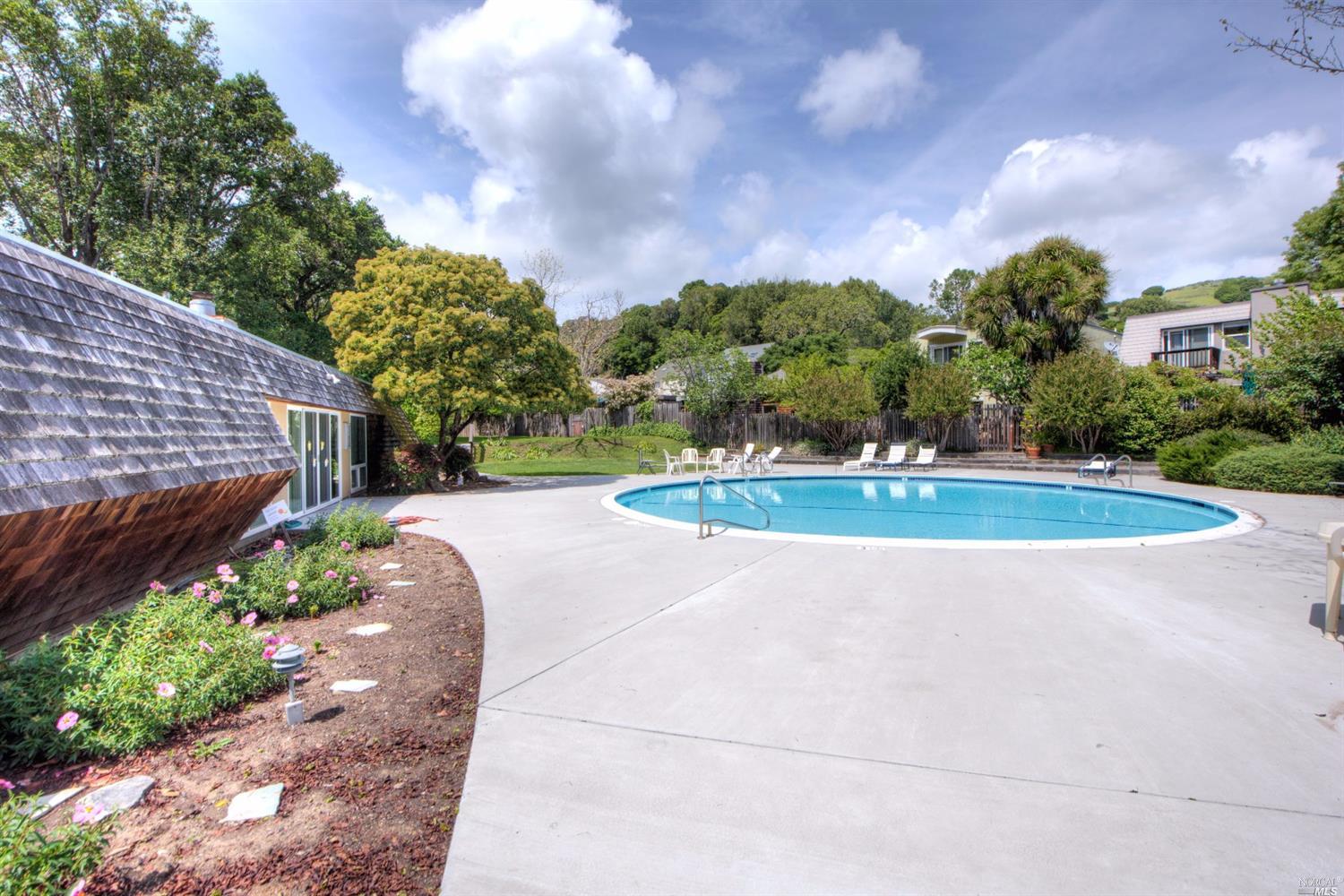 147 Pine Dr, Fairfax, CA 94930 photo 47