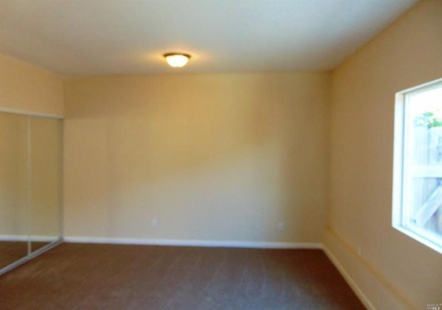 376 Pepper Dr, Vallejo, CA 94589 photo 10