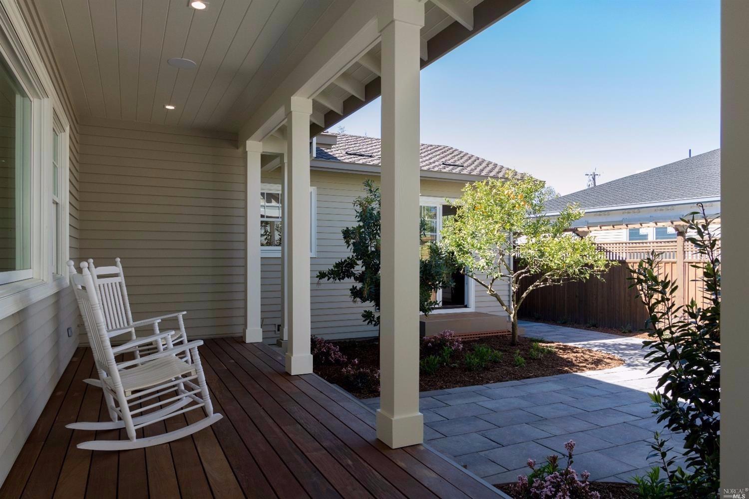 1032 5th St E, Sonoma, CA 95476 photo 4