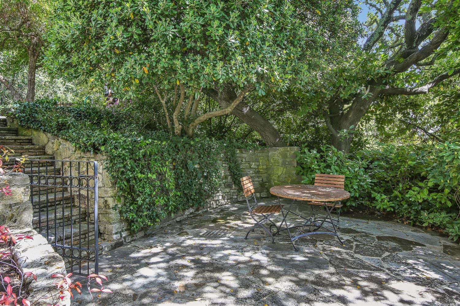 27 Makin Grade, Ross, CA 94957 photo 16