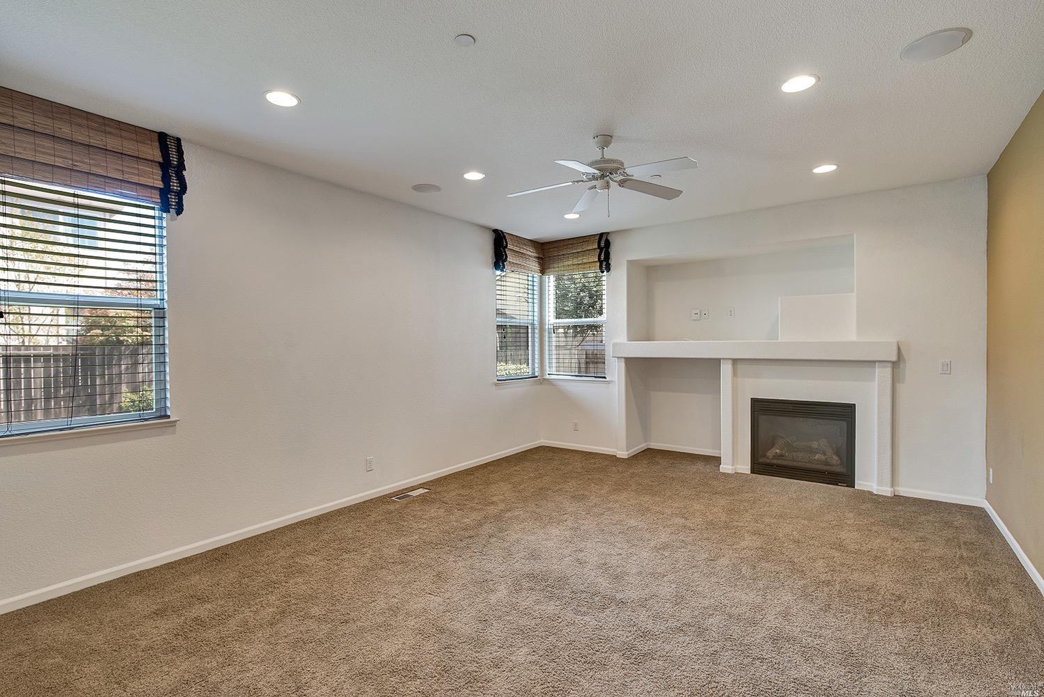 8350 Vercelli Ct, Windsor, CA 95492 photo 10